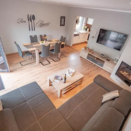 Haus Monique *